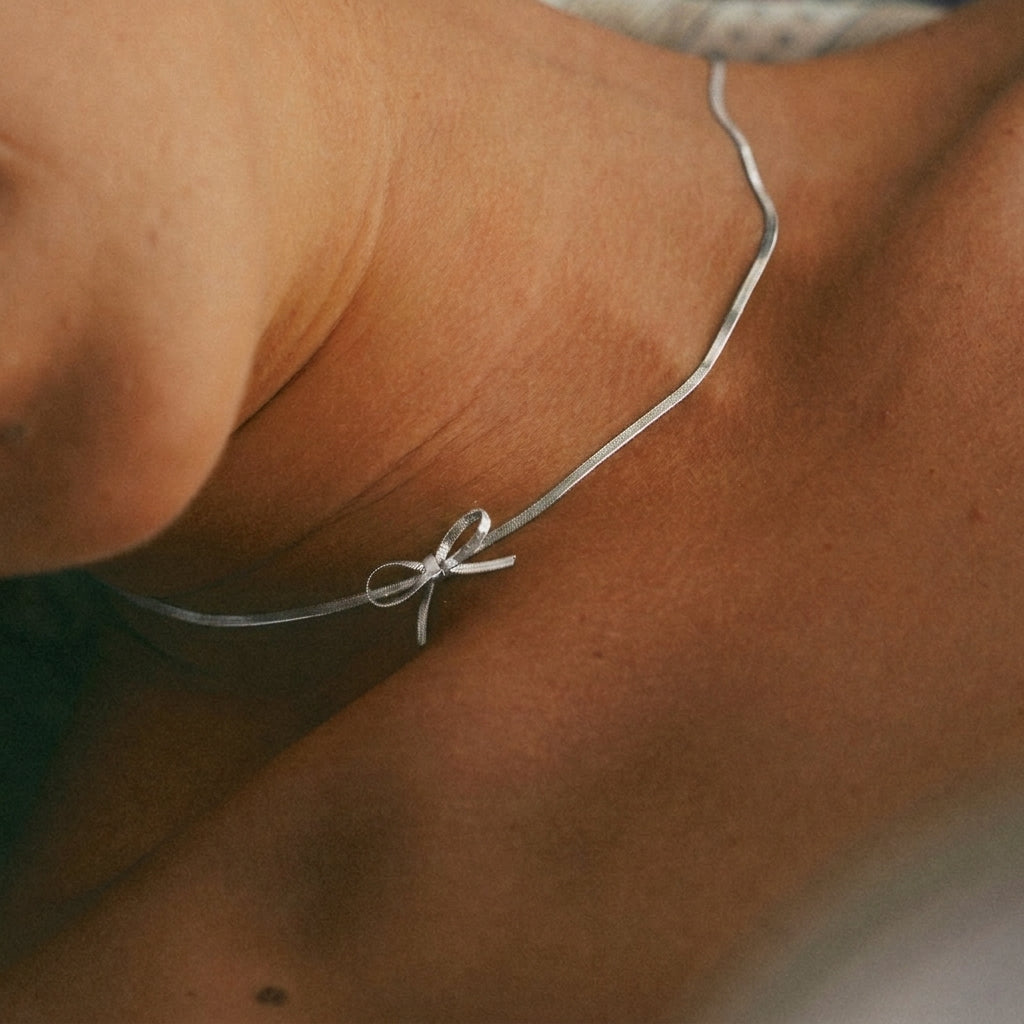 Silver Snake Chain Bow Necklace