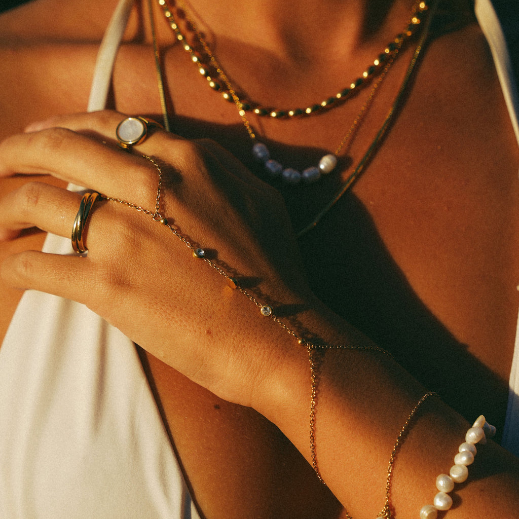 Gold Interlocking Triple Band Ring